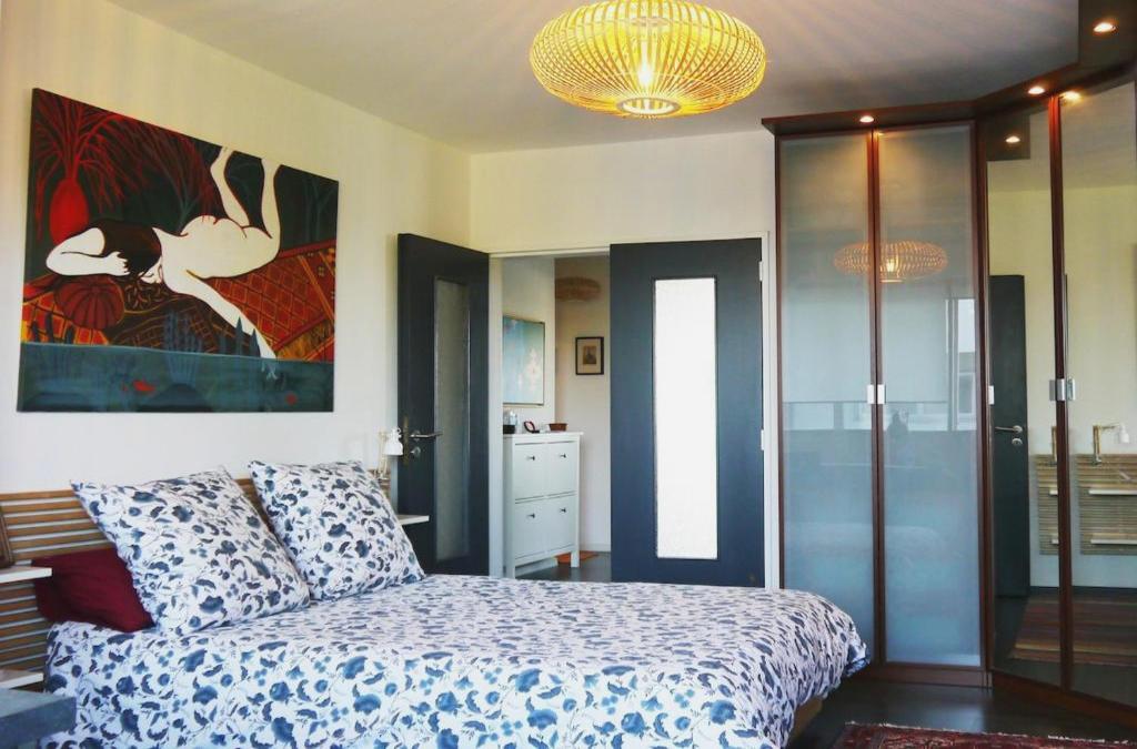 Vue Dégagée, Cuisine Moderne Et Wifi