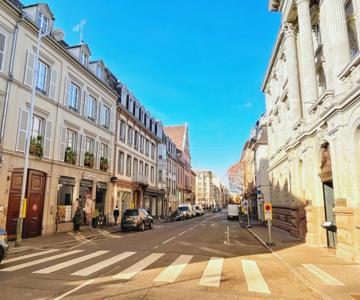 Studio Design Nuée Bleue Tout équipé Centre Ville