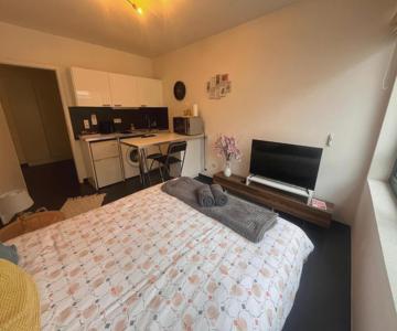 Nid Douillet De La Pie