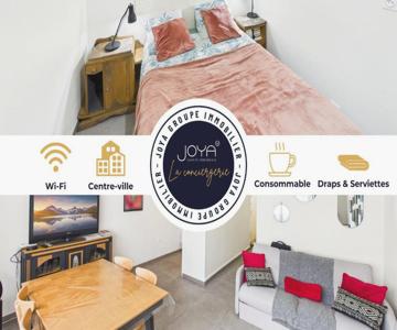 La Dauphine - Private Parking & Courtyard