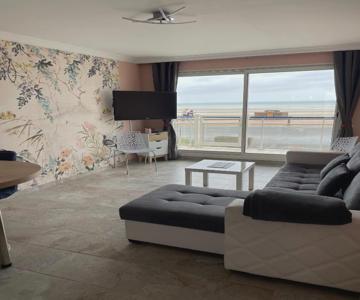 Les Pieds Dans Le Sable