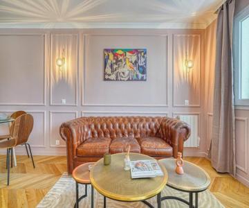 Melody Suite In Paris