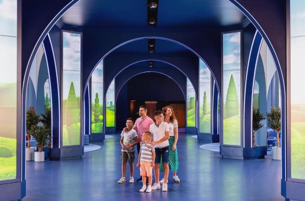 Grand Magic Hotel - Disneyland Paris