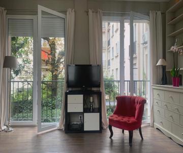 Porte Maillot-charming And Calm Studio At Neuilly