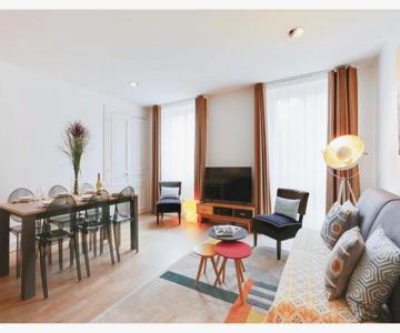 Apartments Paris Centre - At Home Hotel