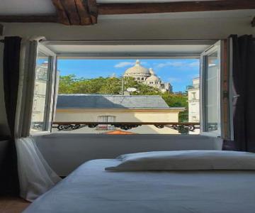 Le Village Hostel