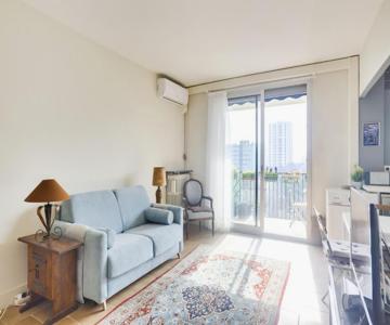 Charming Apartment With Terrace By Weekome