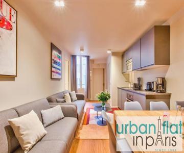 03 - Urban Formidable In Montorgueil