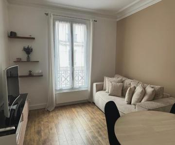 Le Voltaire Apartment - Paris Center