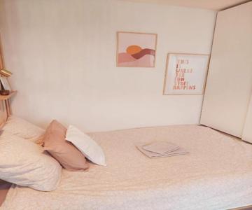 Perfect Studio Down The Sacré Coeur