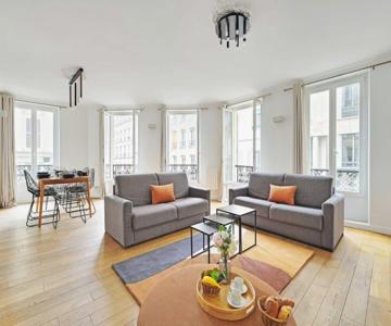 Renovated And Modern 4bd For 12 Guests