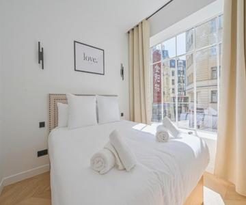 Lovely & Exclusive Parisian Flat