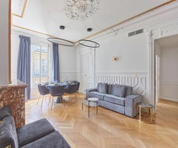 Sublime Apartment Montaigne Arc De Triomphe By Studioprestige