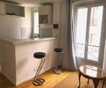 Charmant 2 Pièces Dans Impasse Fleurie