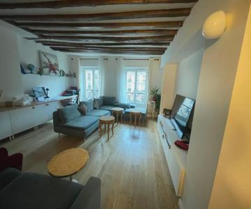 Apparemment Familiale Centre Paris 3ch 3sdb