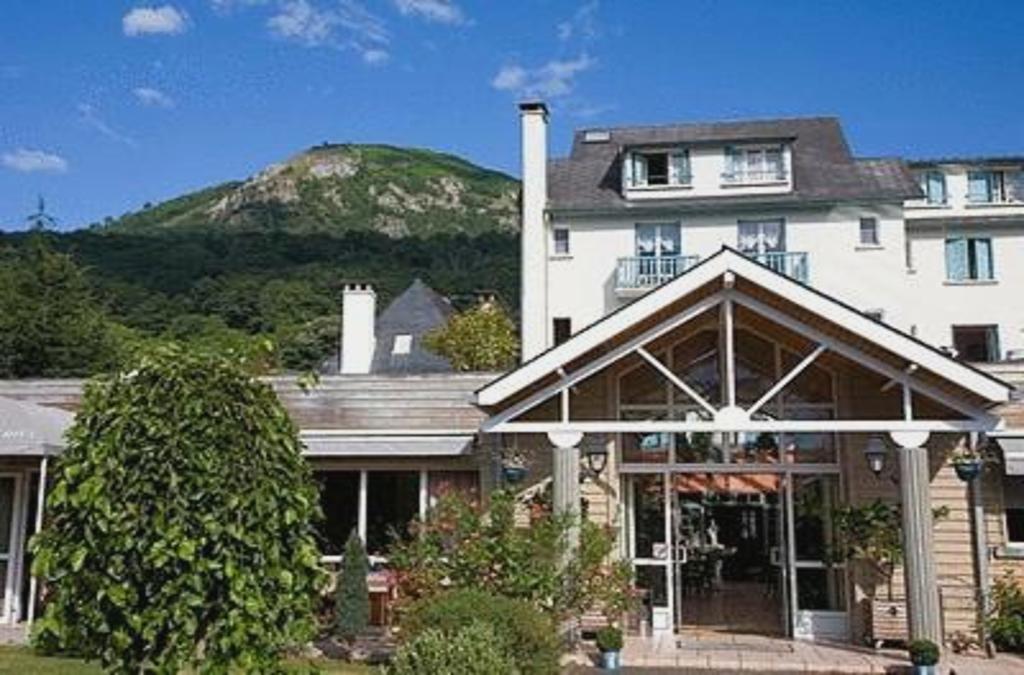 Logis Hôtel Les Cimes - Argelès-Gazost