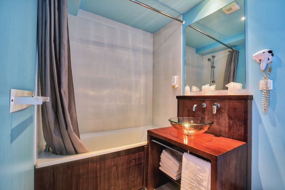 Les Jardins De Lourdes Residence