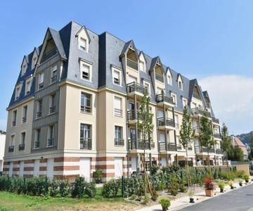 Apartment Les Arts-1 By Interhome