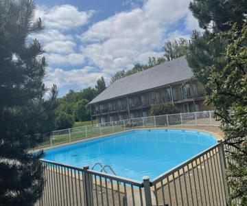 Le Voilier. Honfleur T2 Dans Résidence Avec Piscine