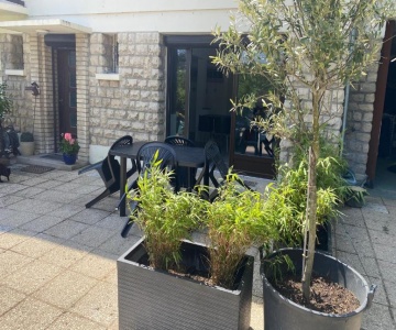 Appartement Dans Villa