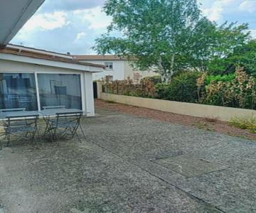 Maison Agréable Avec Stationnement Privatif