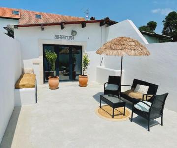 Green Garage - Piscine Et Terrasse