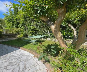 2 Bed Flat At Our Villa Neptune