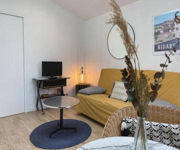 Ilbarritz, T2 Proche Plage/parking/terrasse