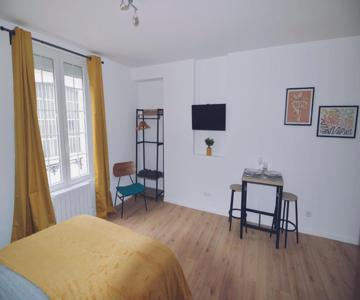 Studios Lsquare Residence AFPA