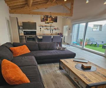 Chai Callie, Ancien Chai Meublé