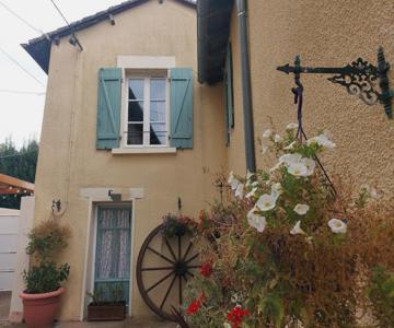 Charming Two Bedroom Gite With Beautiful Gardens