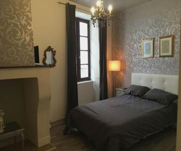 L'ancienne Forge - A Stylish Medieval Holiday Home