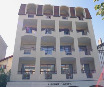 Résidence Augusta Réservé Seulement Aux Curistes