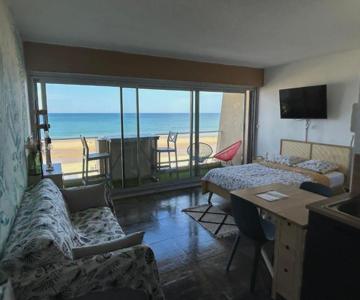 Superbe Vue à 180° Sur L'océan