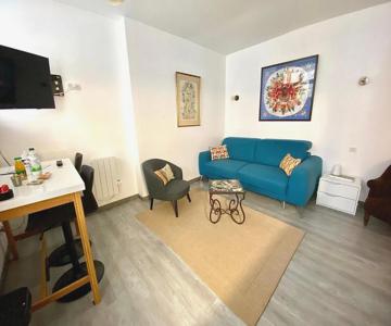 L'adrien Studio Tout Confort Avec Terrasse