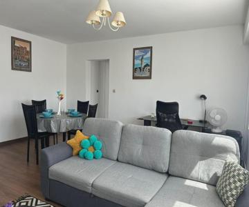 Le Bénédictins, Proche De La Gare