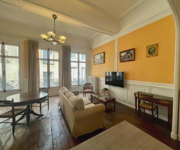 Lemov'inn, Central Historic Apartment