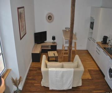 Charmant T2 Duplex Avec Terrasse Au Bord Du Clain