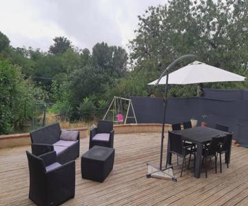 Charmant Appartement Vue Sur La Rivière.