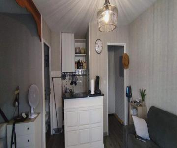 Studio Tout équipé Refait à Neuf