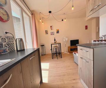9mins De Lamalou-les-bains 30mins Avène 40m²