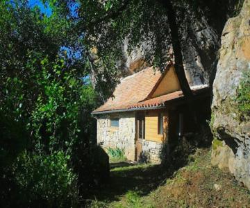 Semi-troglodyte Du Coustal