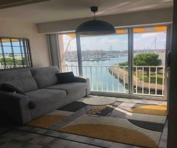 Agde : Appartement Vue Sur Le Port