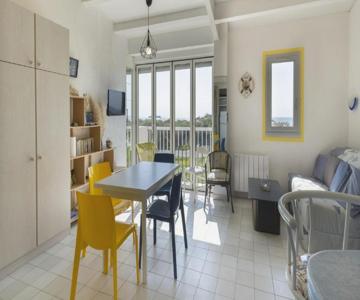 Aquaplage- 105b- Studio Vue Mer- 5 Pers