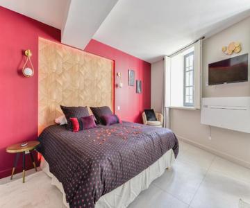 Les Gîtes De Laure - O Lit Divin, Instant De Volupté, Balneo Sauna, Climatisation, Netflix, 160m De 