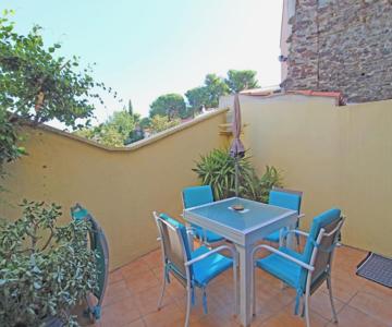 Appartement T3 Avec Stationnement Et Terrasse, Près Du Centre De Collioure - Fr-1-309-443