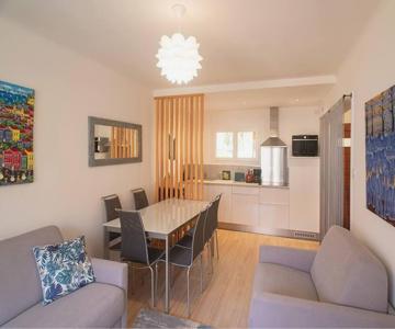 66b - Beautiful Flat 800m From The Sea With Private Parking