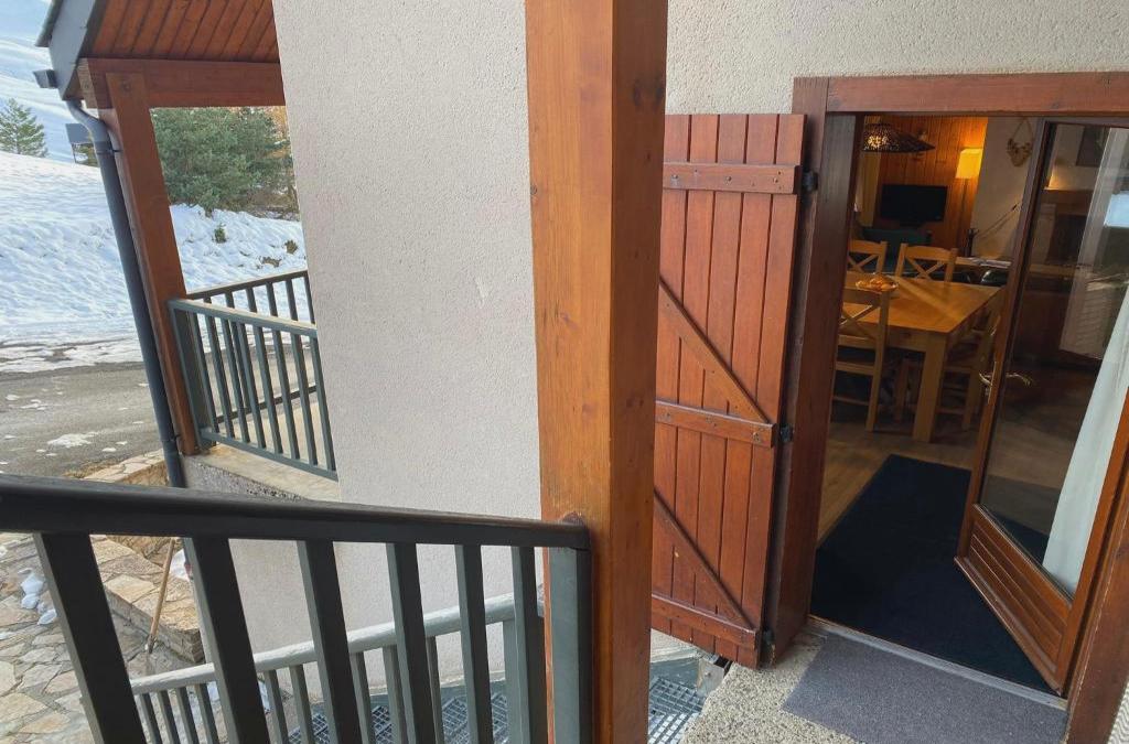 Chalet Aster