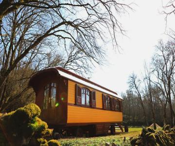 Les Roulottes Du Lot