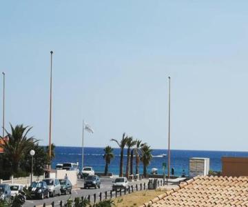 Face à La Mer Avec Clim, Wifi, Parking
